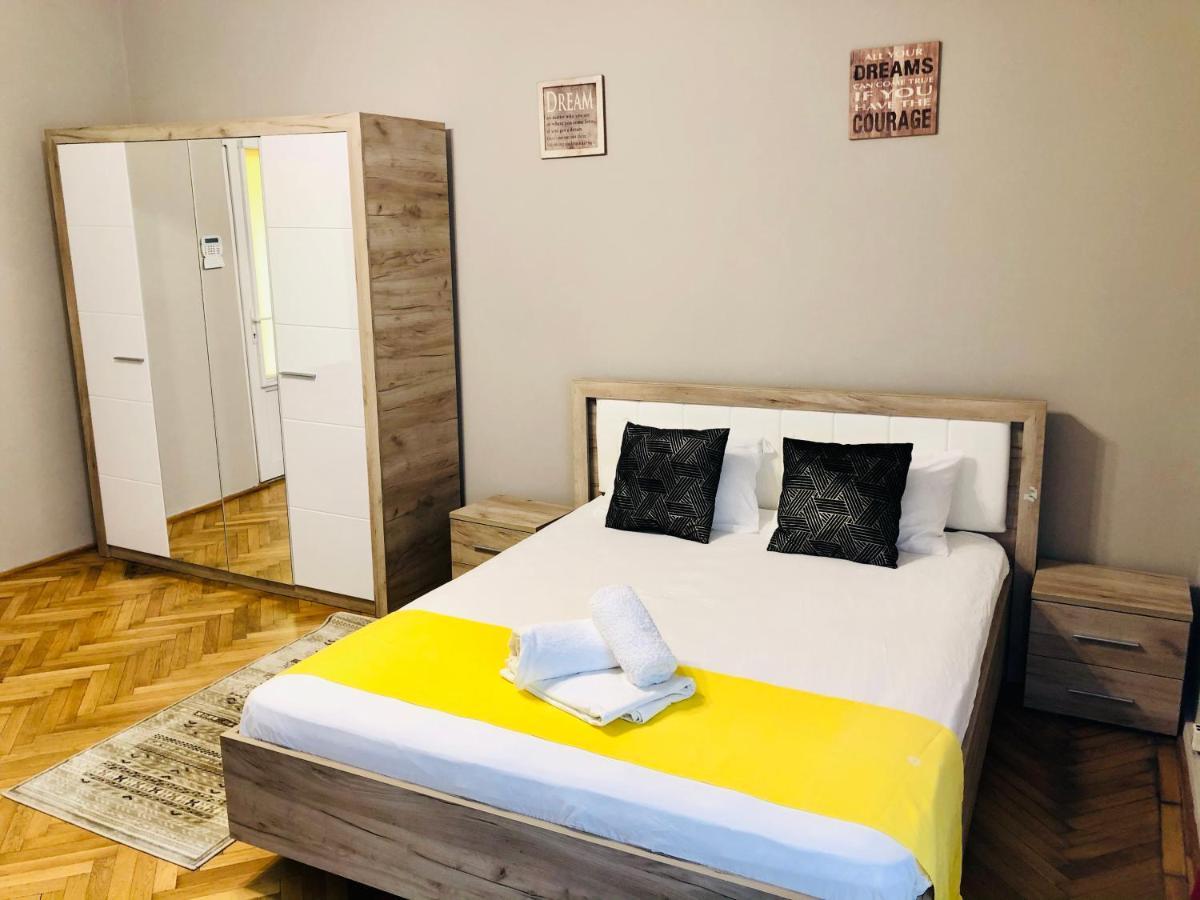 Ultra-Central Apartment Just In Union Squere Temeşvar Dış mekan fotoğraf