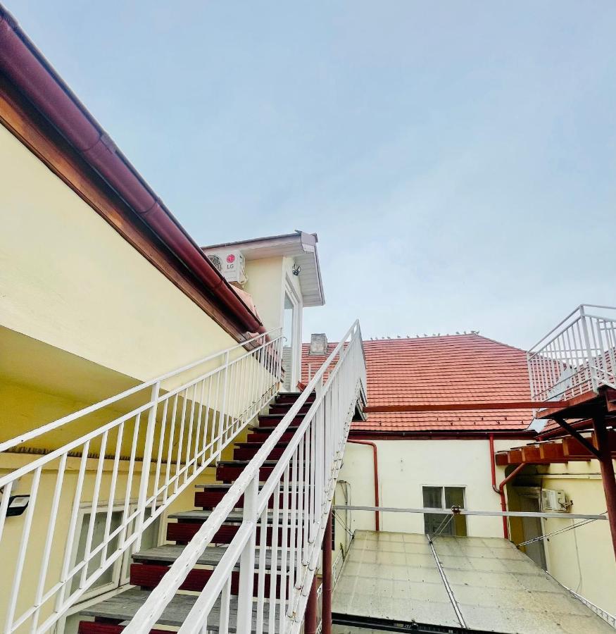Ultra-Central Apartment Just In Union Squere Temeşvar Dış mekan fotoğraf
